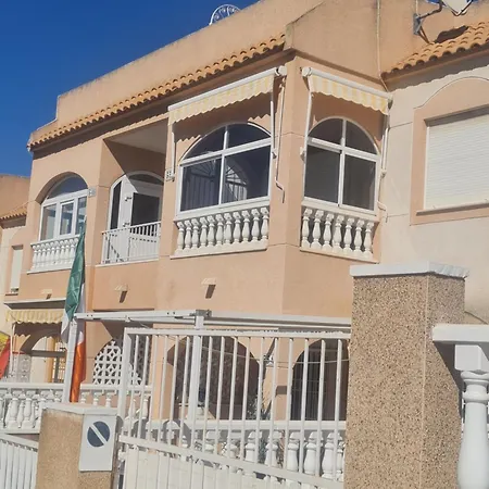 Apartment With Private Roof Terrace