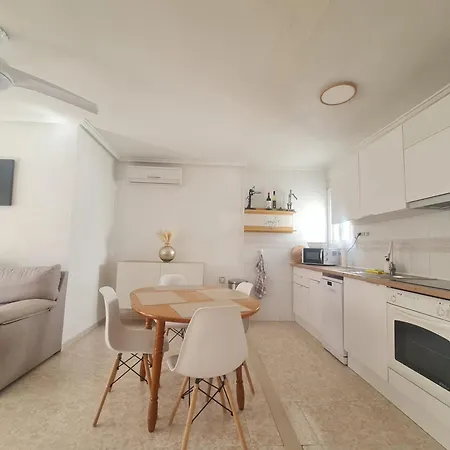 Apartment With Private Roof Terrace